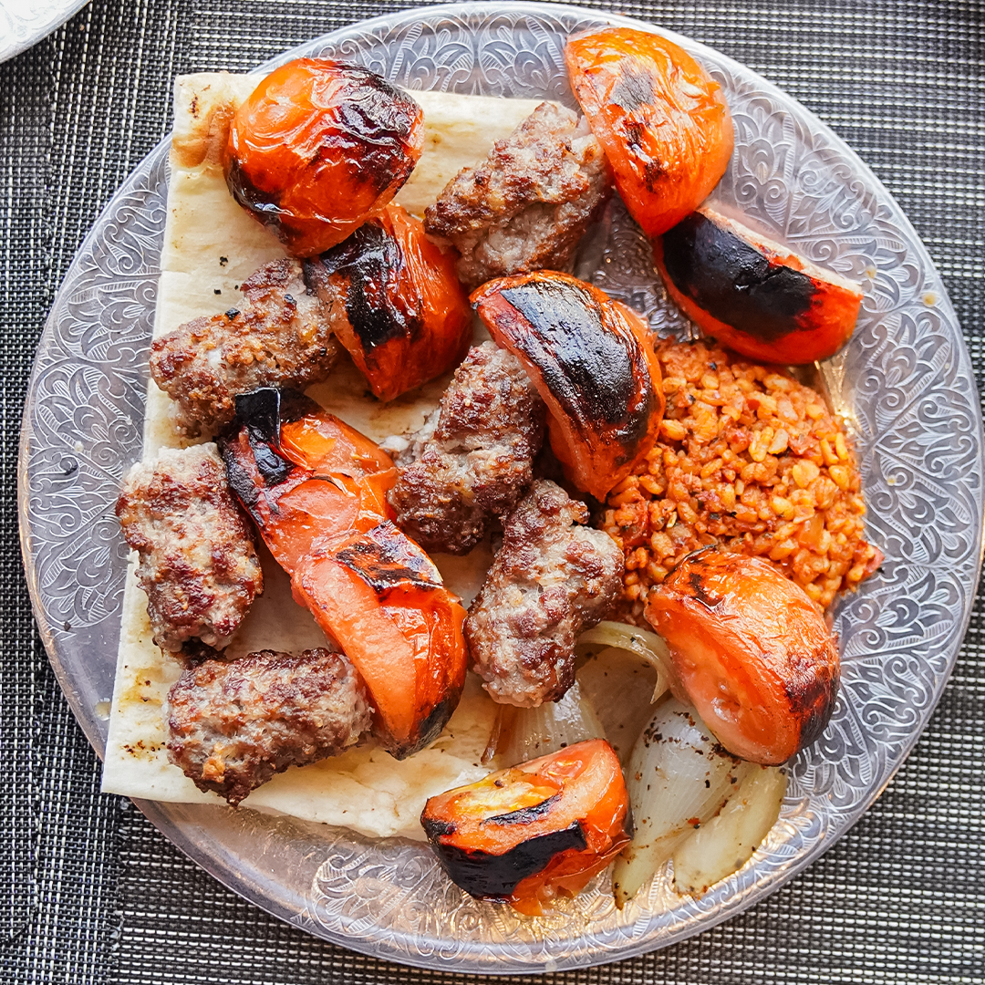 Domatesli Kebap